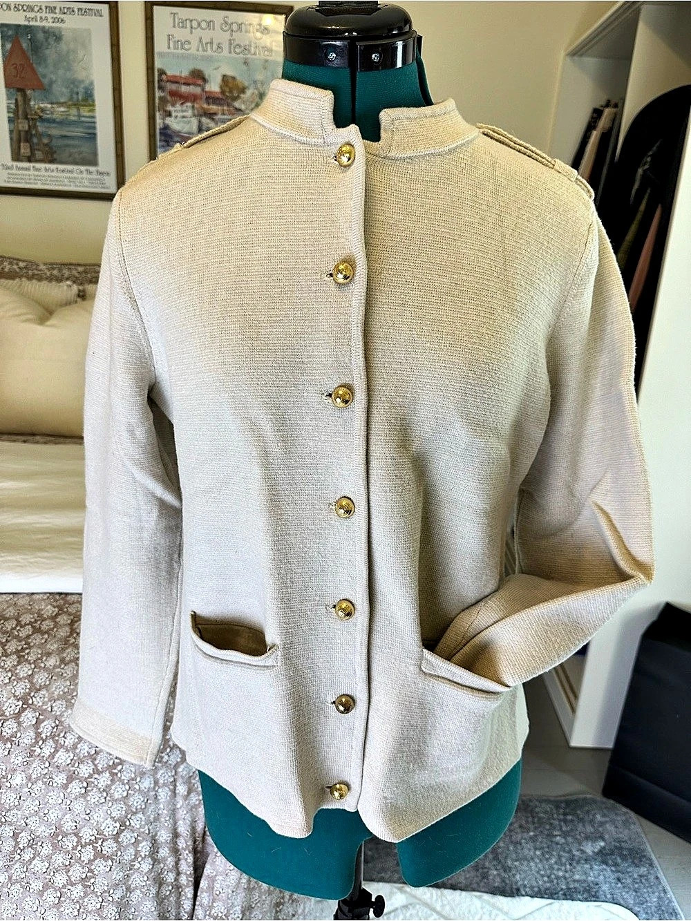 Talbots Merino Wool Knit Cardigan in Cream Large